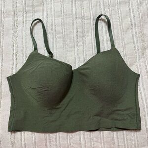 Pink VS Wireless Lightly Lined Green Bra
